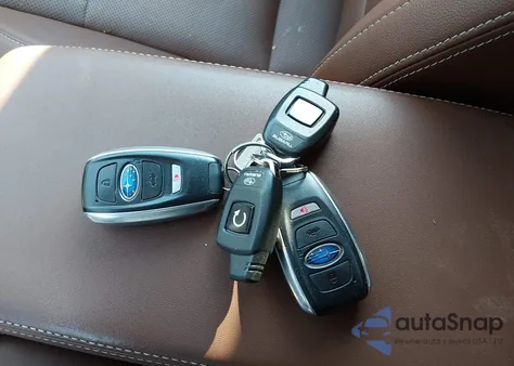 2017 Subaru Outback 2.5I Touring из США, поврежденный, VIN 4S4BSATC5H3407736